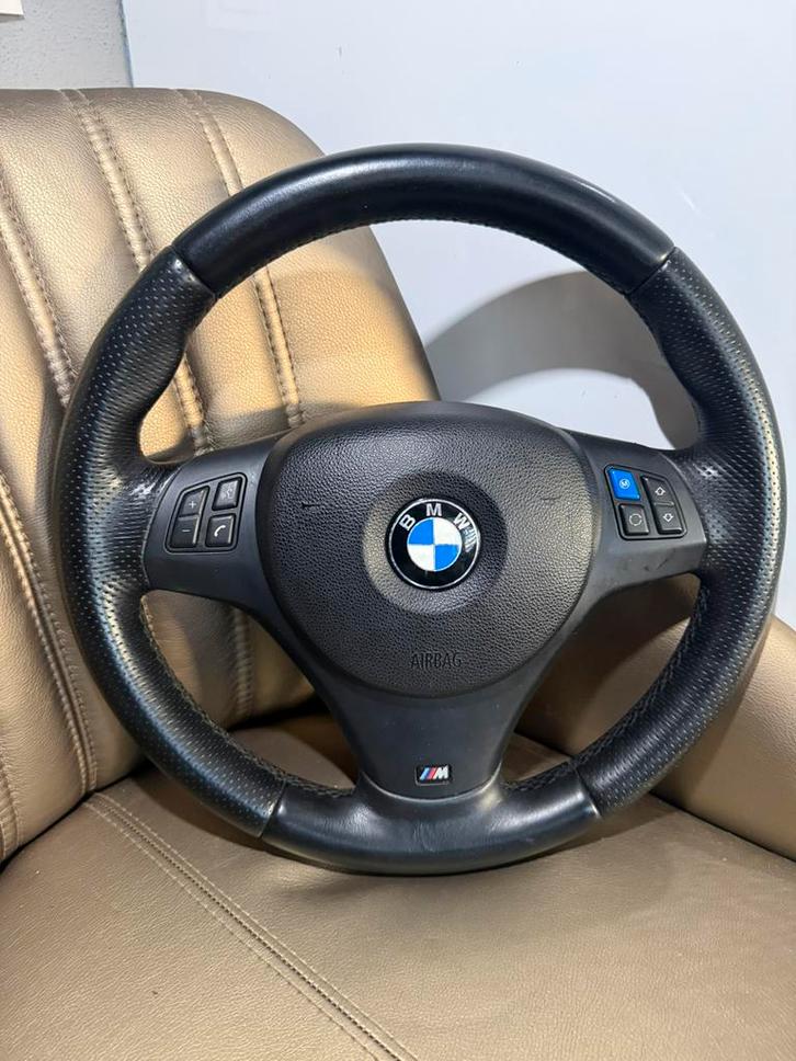 Bmw E81 E82 E87 E88 E90 E91 E92 E93 leder M stuur, Auto-onderdelen, Besturing, BMW, Ophalen of Verzenden