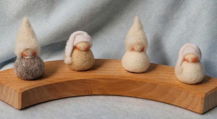 Kabouter Koning Winter Seizoenstafel jaarring steker, Hobby en Vrije tijd, Vilt, Nieuw, Figuurtje(s), Wolvilt, Verzenden