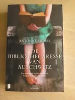 roman De bibliothecaresse van Auschwitz - Antonio Iturbe, Boeken, Ophalen of Verzenden, Gelezen, Nederland