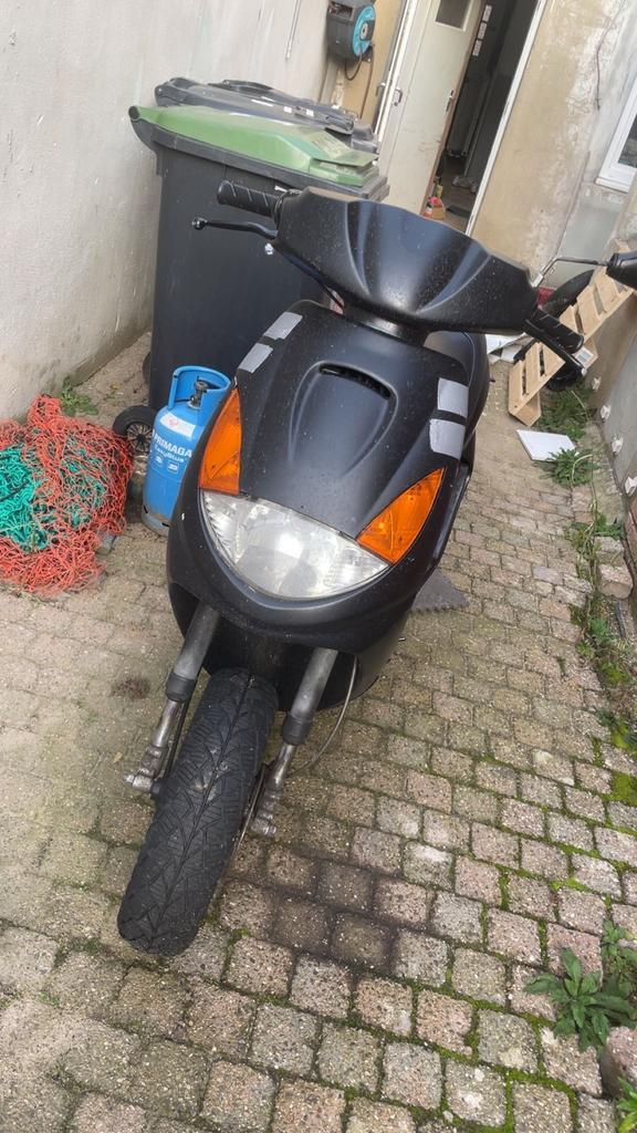 Peugeot vivacity, Fietsen en Brommers, Brommers | Peugeot, Gebruikt, Maximaal 45 km/u, Ophalen