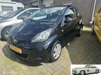 Toyota Aygo 1.0-12V Aspiration Red, Auto's, Origineel Nederlands, Te koop, Benzine, 4 stoelen