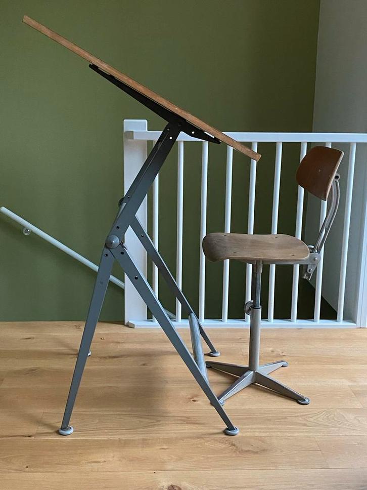 Tekentafel Friso Kramer Rietveld Reply + stoel, Huis en Inrichting, Bureaus, Gebruikt, Bureau, In hoogte verstelbaar, Ophalen of Verzenden