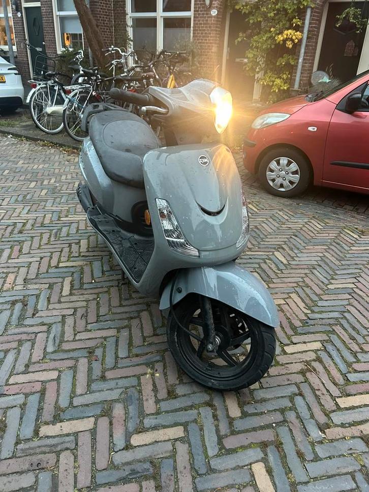 Sym friddle 2, Fietsen en Brommers, Scooters | SYM, Zo goed als nieuw, Fiddle, Maximaal 45 km/u, Benzine, Ophalen