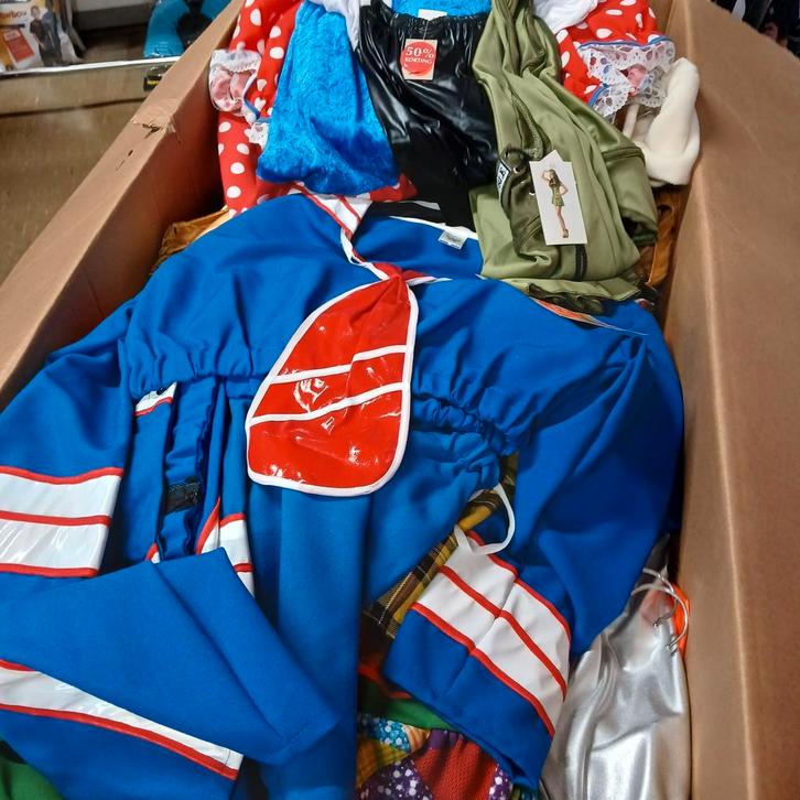 Partij carnavalskleding dames en heren, Kleding | Dames, Carnavalskleding en Feestkleding, Nieuw, Carnaval, Ophalen