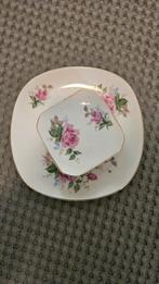 Vintage Schaal en kleine schaaltjes met rozen, Huis en Inrichting, Gebruikt, Ophalen of Verzenden, Schaal of Schalen, Overige stijlen