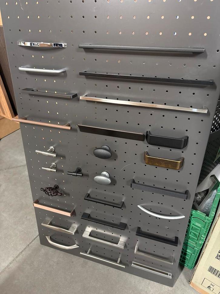 Diverse keukenfront- en kastdeurgrepen, Huis en Inrichting, Keuken | Keukenelementen, Gebruikt, Minder dan 100 cm, Minder dan 50 cm