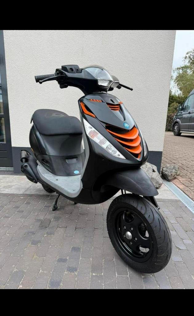 Zip sp h2o 50cc 🧡origineel🧡, Fietsen en Brommers, Scooters | Piaggio, Zo goed als nieuw, Zip, Maximaal 45 km/u, Tweetakt, Ophalen