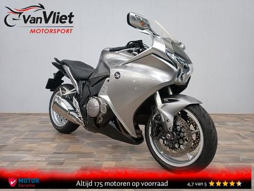 Leuke Honda VFR 1200 F bj 2010 Koopje.!, Motoren, Motoren | Honda, Bedrijf, Sport, meer dan 35 kW, 4 cilinders
