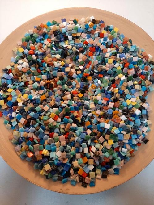 2,5 kilo mini steentjes mix voor mozaïek, Hobby en Vrije tijd, Knutselen, Nieuw, Ophalen of Verzenden