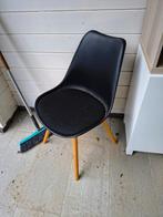 Stoeltje, Huis en Inrichting, Stoelen, Ophalen, Kunststof, Gebruikt, Wit