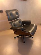 Originele Eames Lounge Chair met ottoman, Ophalen, Zo goed als nieuw, Hout
