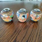 SATSUMA VAASJES,hand painted,JAPAN,handgeschilderd, Antiek en Kunst, Antiek | Vazen, Ophalen of Verzenden