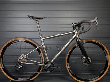 Gilbertson Crawler Titanium Grey 47cm XXS 2020 beschikbaar voor biedingen