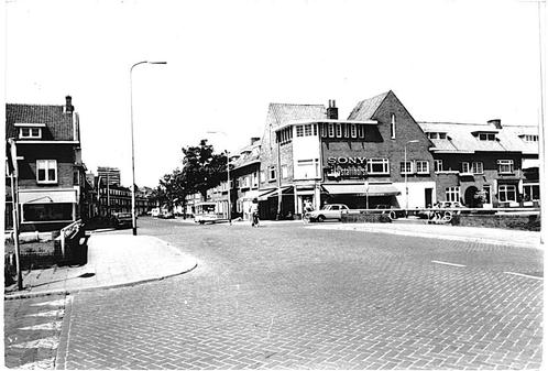 806185	Utrecht	1974	Ant Matthaenslaan	Nette oude kaart onbes, Verzamelen, Ansichtkaarten | Nederland, Ongelopen, Utrecht, 1960 tot 1980