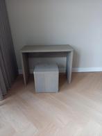 Speeltafel van steigerhout met zitblok, Ophalen, Zo goed als nieuw