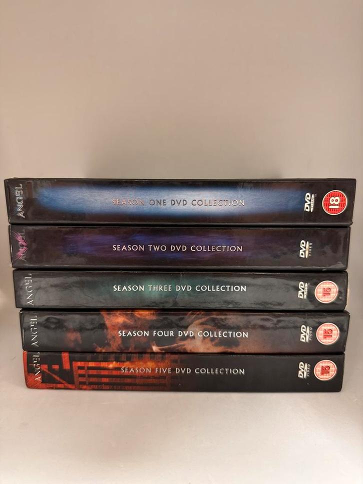 Angel DVD Boxset - Seizoen 1 t/m 5 (compleet), Cd's en Dvd's, Dvd's | Tv en Series, Zo goed als nieuw, Actie en Avontuur, Boxset