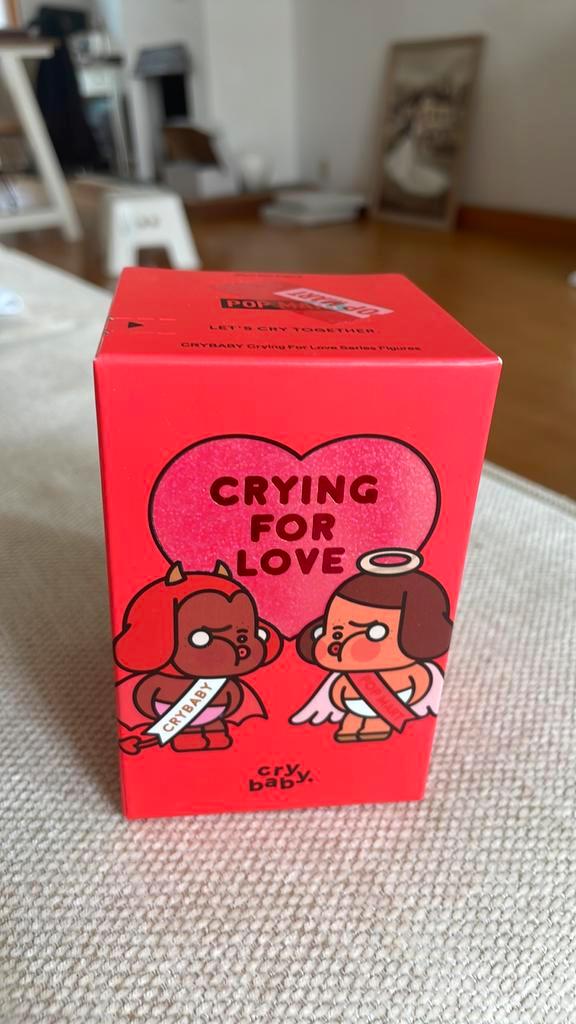 Pop Mart - Crying for Love (Crybaby), Verzamelen, Poppetjes en Figuurtjes, Nieuw, Ophalen of Verzenden