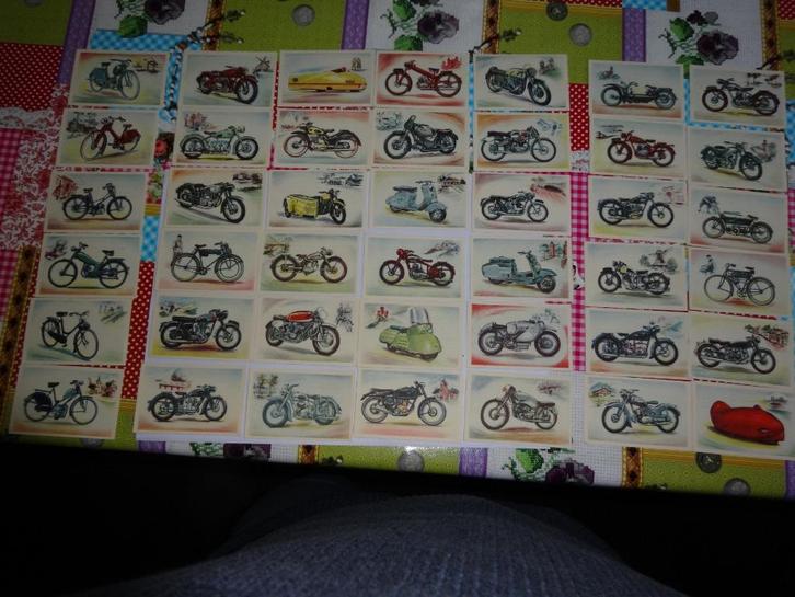 Van koets tot stroomlijn - deel II - 42 plaatjes, Verzamelen, Merken en Reclamevoorwerpen, Nieuw, Overige typen, Ophalen of Verzenden