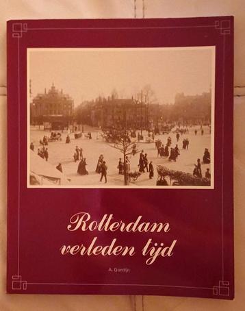 Intact boek Rotterdam verleden tijd  beschikbaar voor biedingen