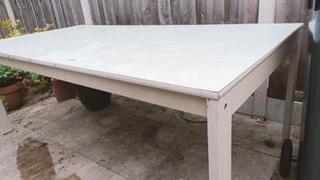 Stevige klustafel 1mx2m beschikbaar voor biedingen