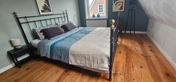 Mooi Spijlen Bed - Stijlvol en Tijdloos! beschikbaar voor biedingen