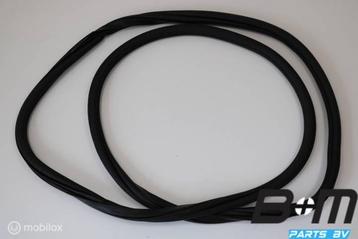 Portierrubber carrosseriezijde links voor VW Golf 7 R beschikbaar voor biedingen