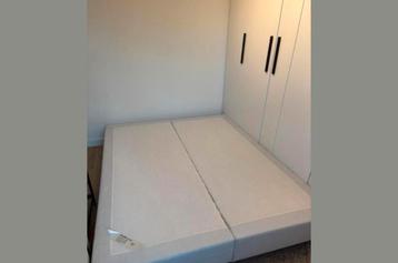 160x200 Bed met Topmatras beschikbaar voor biedingen