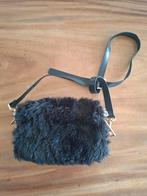 Nieuw, leuk, zwart, bont / teddy schoudertasje, H&M, 20 x 13, Sieraden, Tassen en Uiterlijk, Tassen | Damestassen, Ophalen of Verzenden