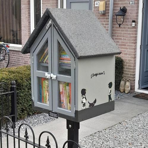 Minibieb tuinhuisje, Tuin en Terras, Tuinhuizen, Gebruikt, Hout, Minder dan 250 cm, 200 tot 400 cm, Ophalen of Verzenden