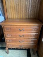 Commode met 4 lades en wieltjes., Antiek en Kunst, Antiek | Meubels | Kasten, Ophalen