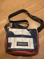 Freitag Schoudertas, Sieraden, Tassen en Uiterlijk, Ophalen of Verzenden, Gebruikt, Rood, Schoudertasje