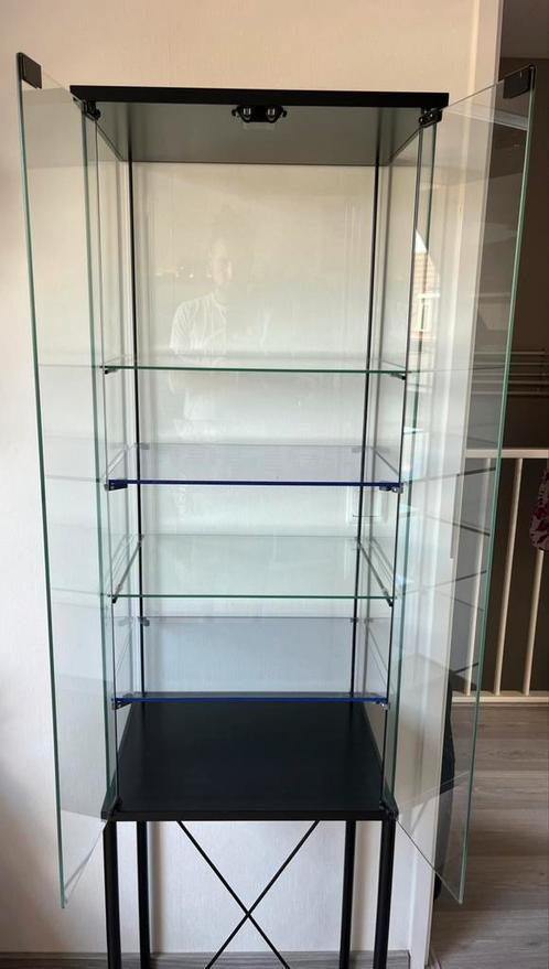 Ikea vitrine, Huis en Inrichting, Kasten | Vitrinekasten, Zo goed als nieuw, Minder dan 50 cm, 25 tot 50 cm, Metaal, Ophalen