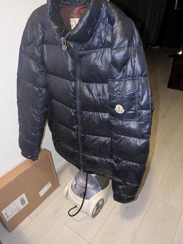 moncler maya blauw maar L ORGINEEL  beschikbaar voor biedingen