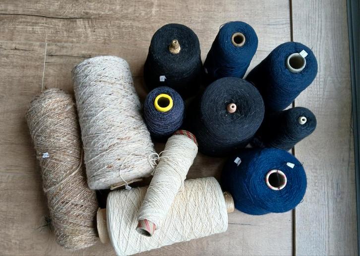 Klossen Konen  Divers Garen, Hobby en Vrije tijd, Breien en Haken, Gebruikt, Breien of Haken, Wol of Garen, Ophalen of Verzenden