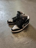 Nike Air Jordan 1 Grijs/Zwart, Ophalen of Verzenden, Gedragen, Zwart, Sneakers of Gympen