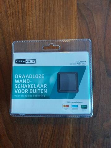 Een nieuwe KlikAanKlikUit wandschakelaar voor buiten beschikbaar voor biedingen