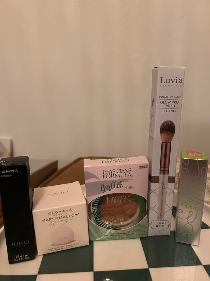 Make up / beauty blender / kwast 5 producten, Sieraden, Tassen en Uiterlijk, Uiterlijk | Cosmetica en Make-up, Nieuw, Gehele gezicht