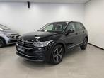 Volkswagen Tiguan 1.5 TSI 150PK ACTIVE / NAVI / CAMERA / STO, Voorwielaandrijving, 4 cilinders, Zwart, Bedrijf