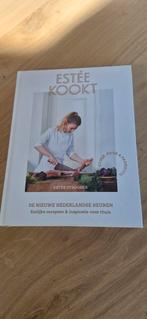 Estée Strooker - Estée kookt, Ophalen of Verzenden, Zo goed als nieuw, Estée Strooker