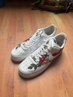 Custom Geborduurde Nike Air Force, Kleding | Heren, Schoenen, Wit, Nike, Ophalen of Verzenden, Sneakers of Gympen