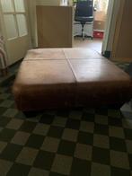 Leren poef te koop - Maastricht, Huis en Inrichting, Banken | Voetenbanken en Poefen, Ophalen, Gebruikt, Rond, 100 tot 125 cm