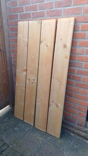 Steigerhouten planken beschikbaar voor biedingen