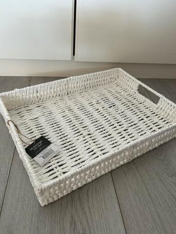 Gevlochten opbergmand of dienblad NIEUW beschikbaar voor biedingen