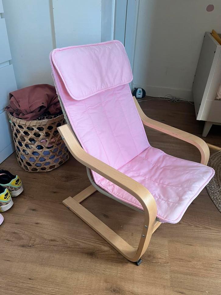 Roze IKEA kinderstoel, Huis en Inrichting, Stoelen, Gebruikt, Eén, Hout, Overige kleuren, Ophalen