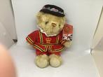 Schattige Keel Toys Beer in Brits Uniform, Ophalen of Verzenden, Zo goed als nieuw, Beer