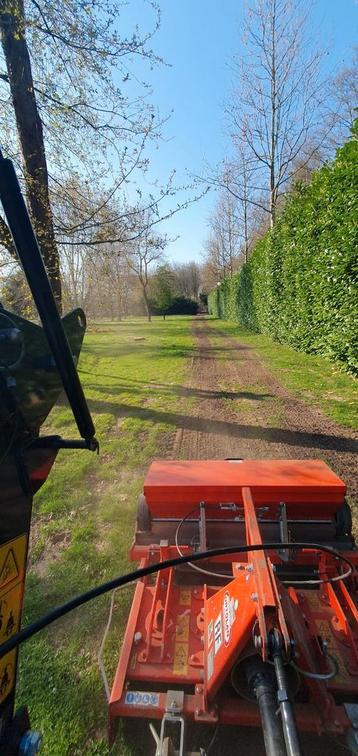 Grondwerk & mini loonwerk beschikbaar voor biedingen