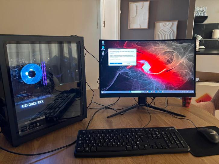 Hp Omen 25L gaming pc rtx2060 plus Msi monitor curved 180hz, Computers en Software, Desktop Pc's, Zo goed als nieuw, 3 tot 4 Ghz