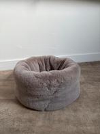 Grijs fluffy kattenbed, Ophalen of Verzenden, Zo goed als nieuw