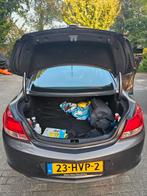 Opel Insignia 1.8 103KW 4-DRS 2009 Grijs, Auto's, Stof, 74 €/maand, Zwart, 4 cilinders