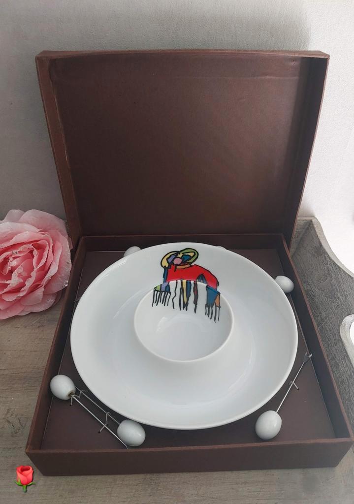 Een cadeau met een boodschap snack schaal & prikkers nieuw, Huis en Inrichting, Keuken | Servies, Nieuw, Schaal of Schalen, Overige stijlen